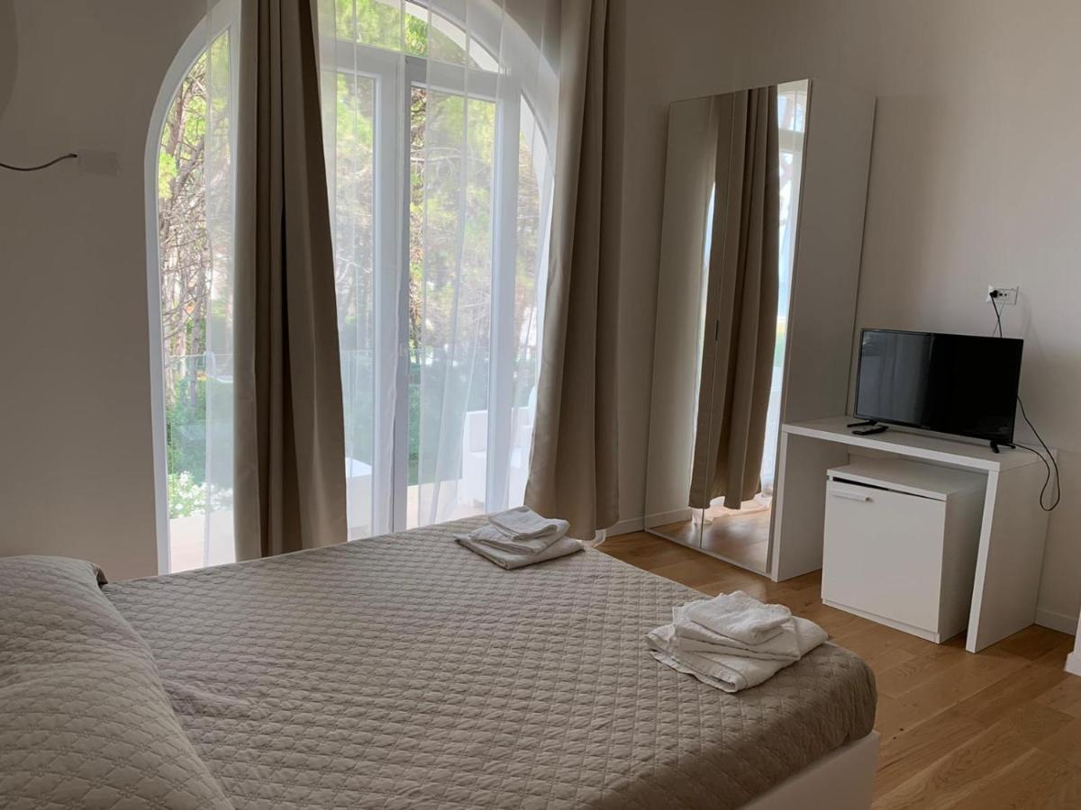 Hotel Artemide Mare Paestum Dış mekan fotoğraf