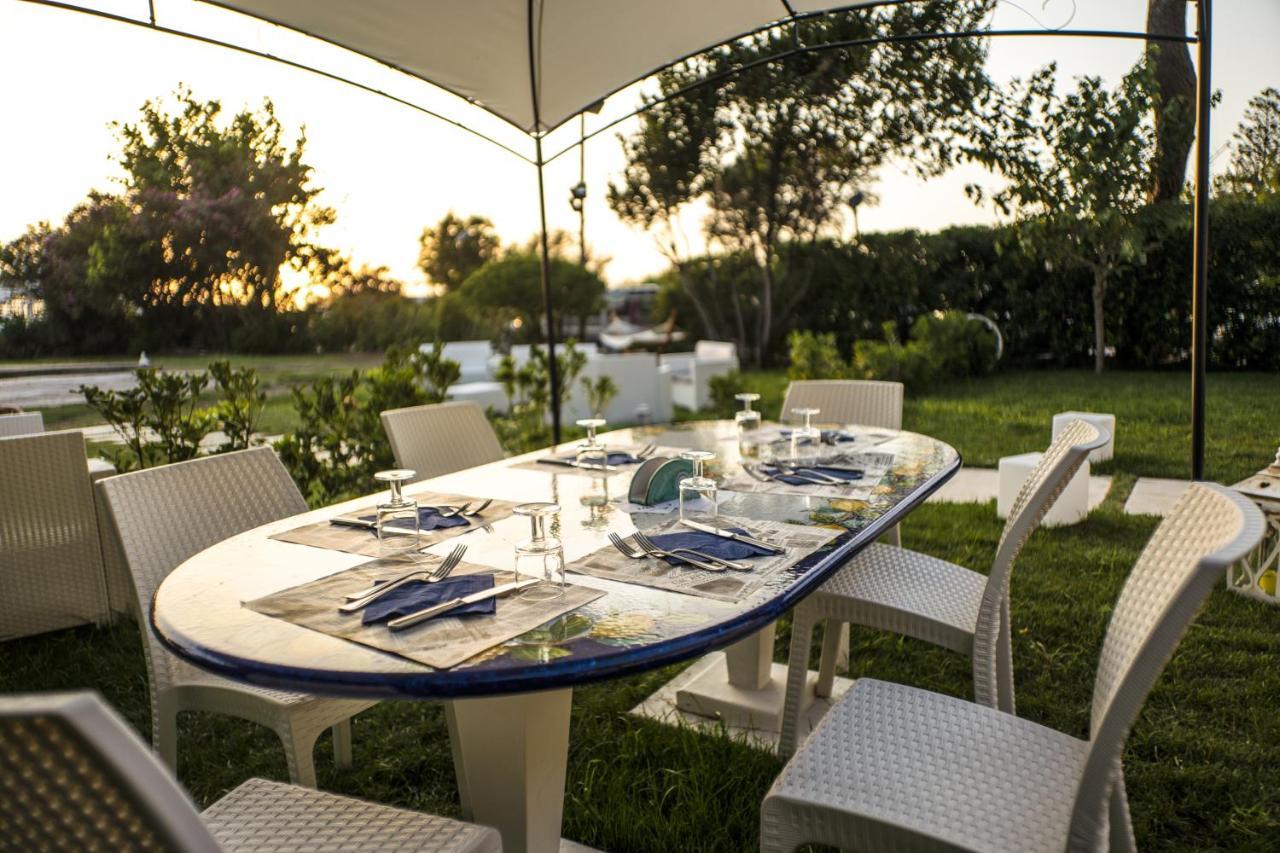 Hotel Artemide Mare Paestum Dış mekan fotoğraf