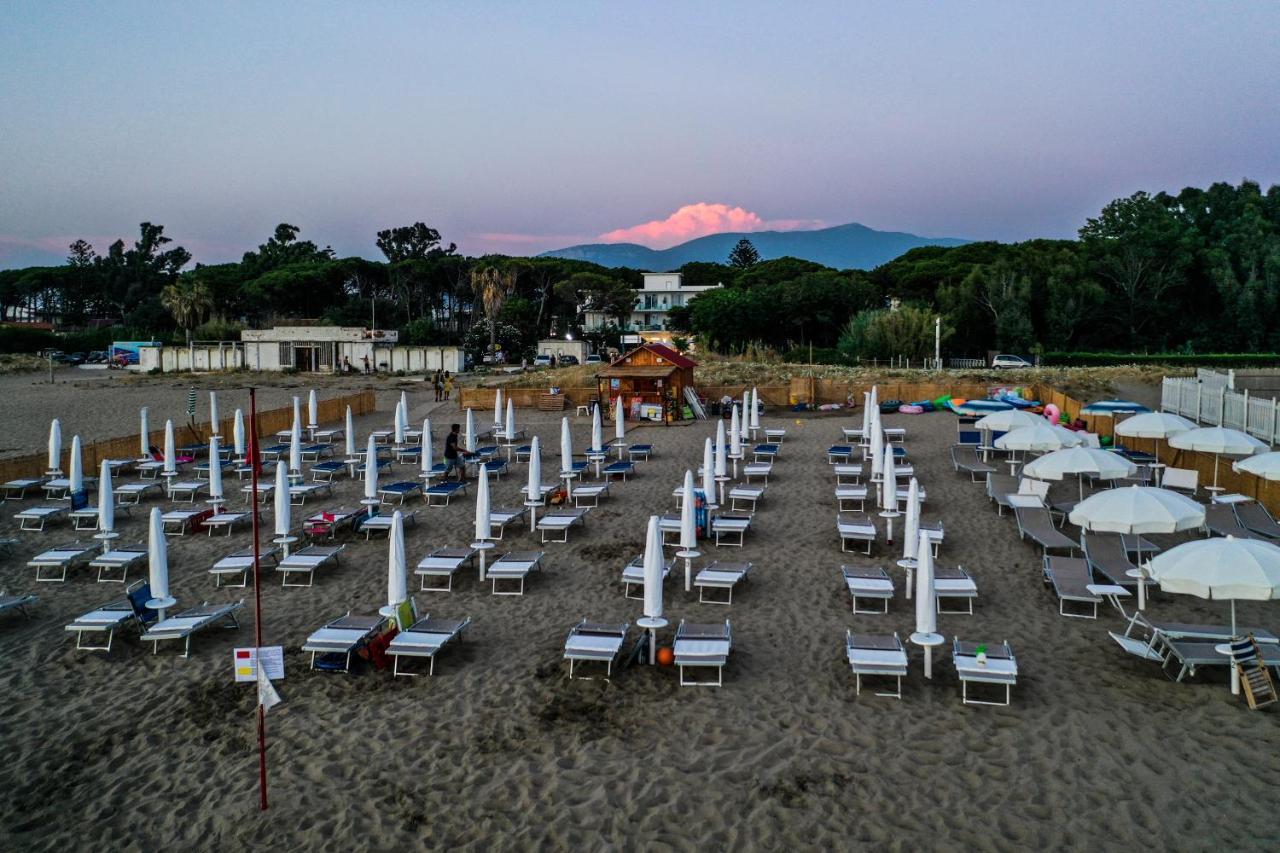Hotel Artemide Mare Paestum Dış mekan fotoğraf