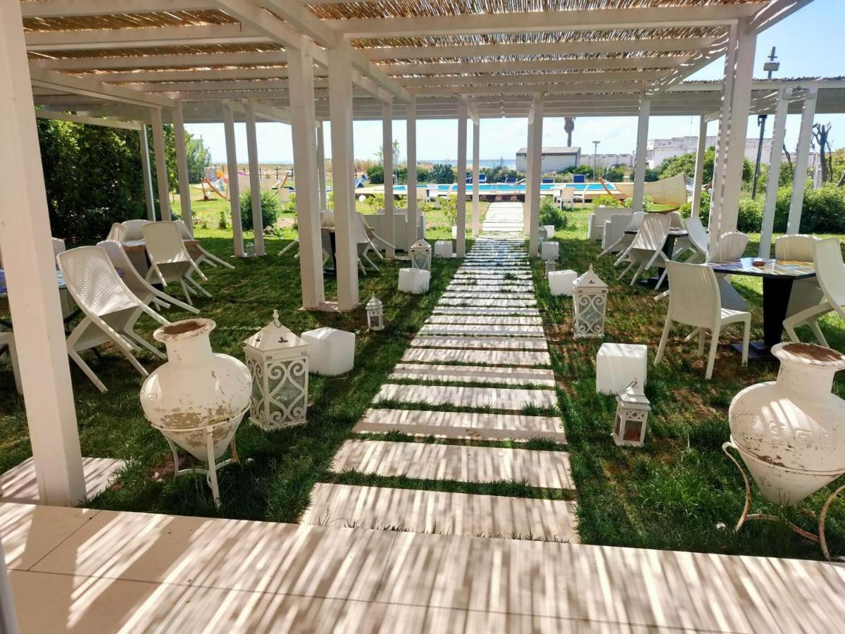 Hotel Artemide Mare Paestum Dış mekan fotoğraf
