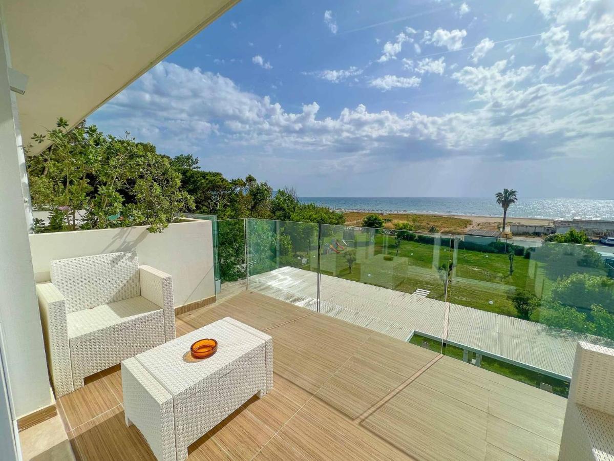 Hotel Artemide Mare Paestum Dış mekan fotoğraf