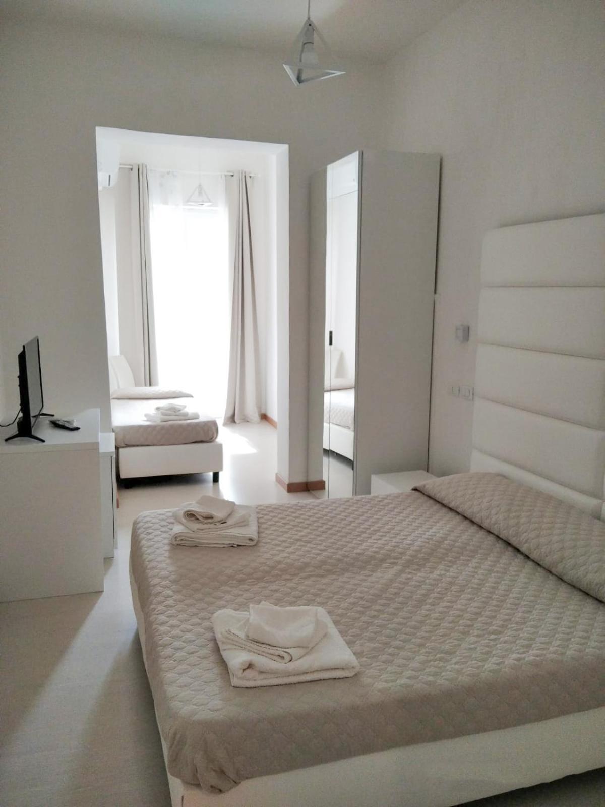 Hotel Artemide Mare Paestum Dış mekan fotoğraf