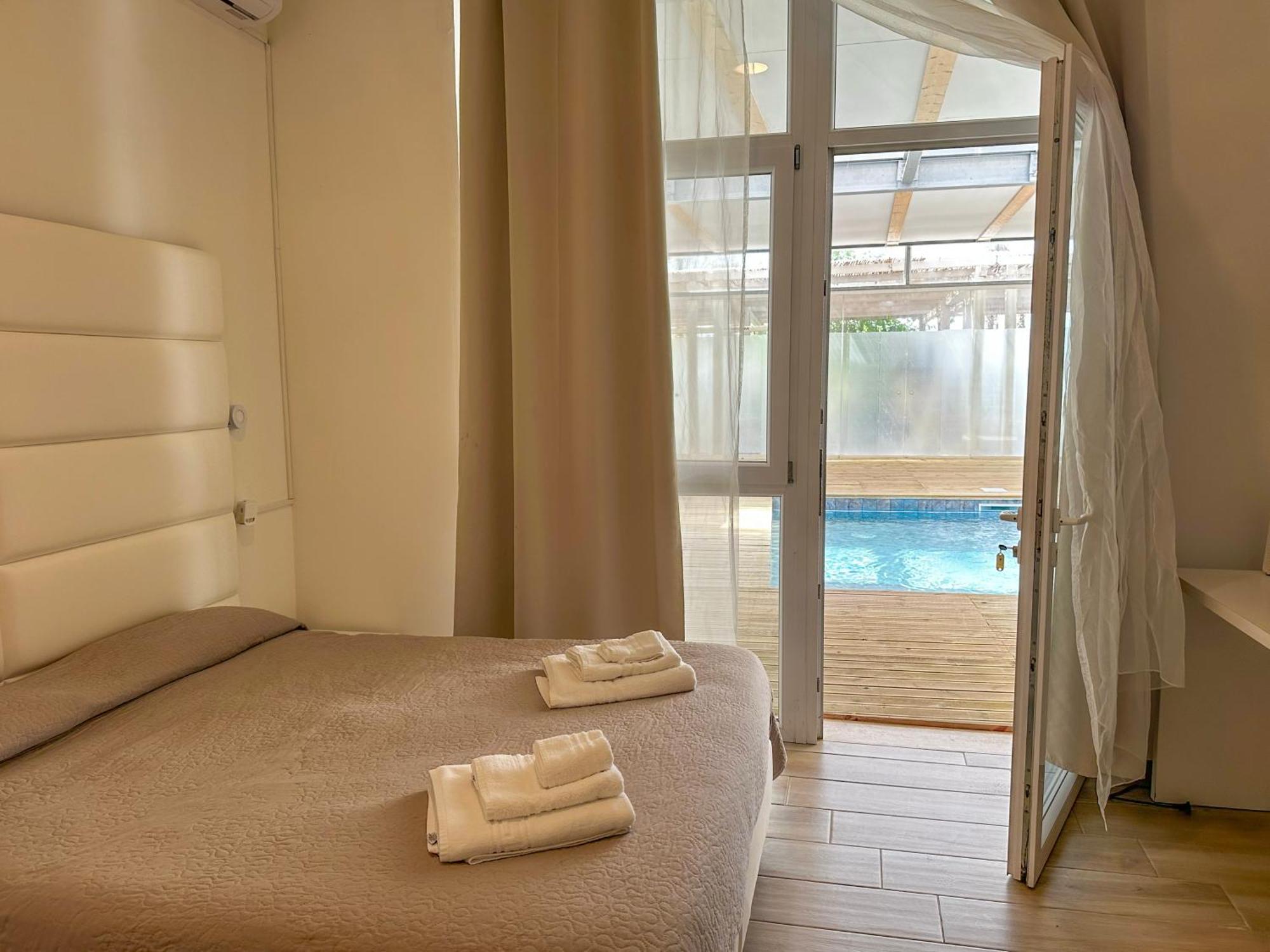 Hotel Artemide Mare Paestum Dış mekan fotoğraf